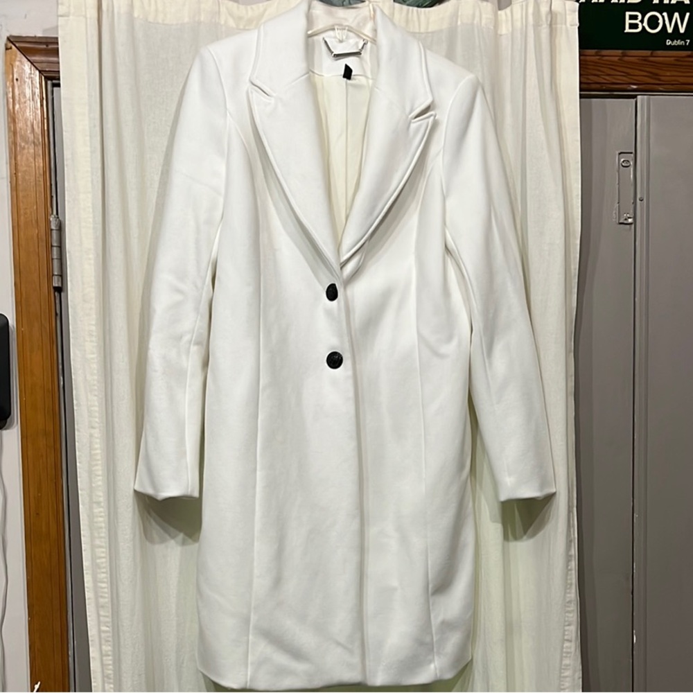 Elegant White Women's Coat